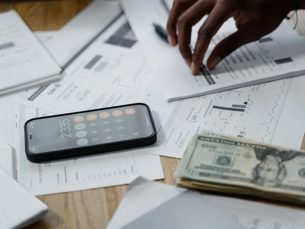 Comparing the cost of earnin cash advance offers